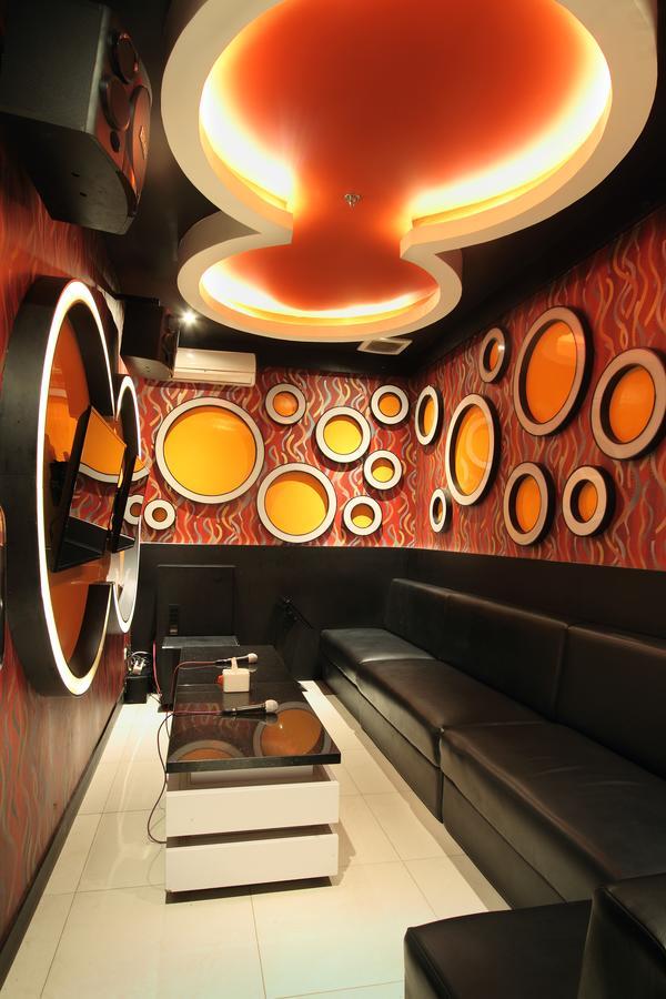 Helios Hotel Bone Watampone Exterior photo